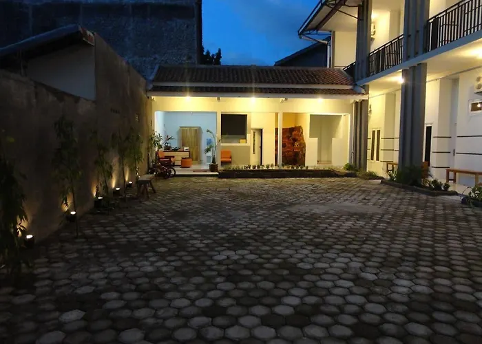 Pendowo Huis Guest House Yogyakarta